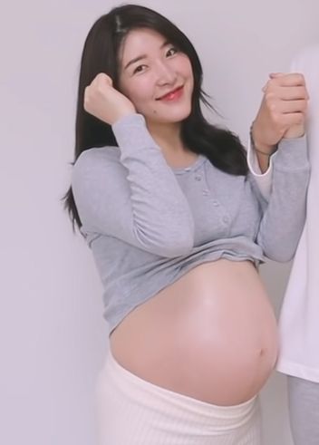 File:YUKA Pregnancy - 2.jpg